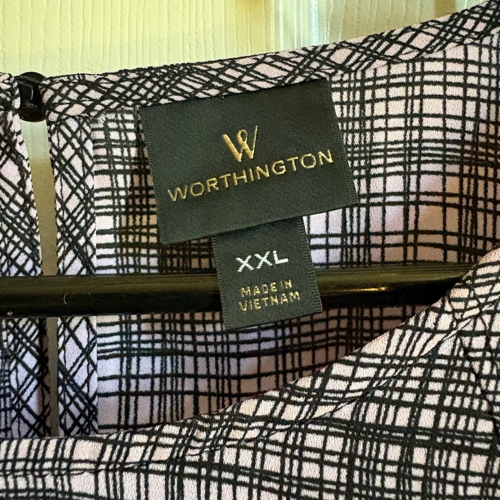 WORTHINGTON Geometric Print Blouse - Picture 3 of 9